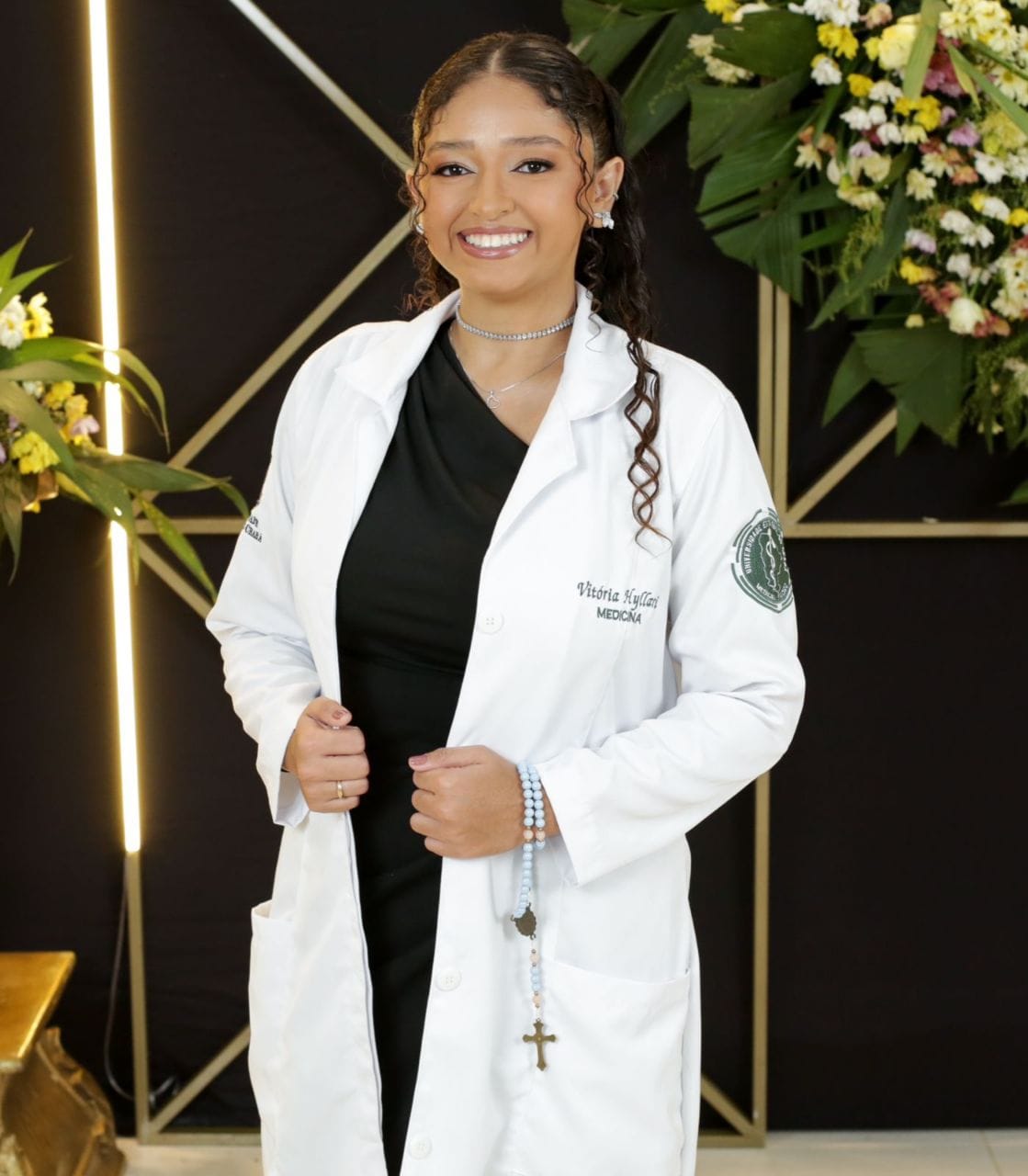 Vitória Hyllari Gomes de Menezes